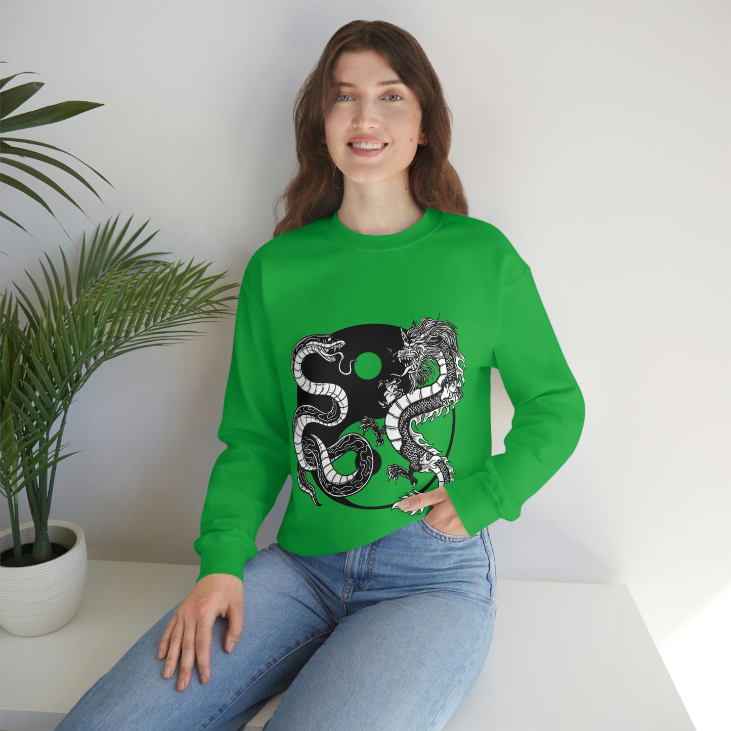 Indie Japanese Art, Japan Streeetwear Retro Ying Yang Dragons Sweatshirt